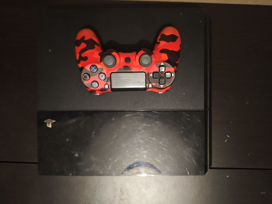 PS4 + 1 comando  usado