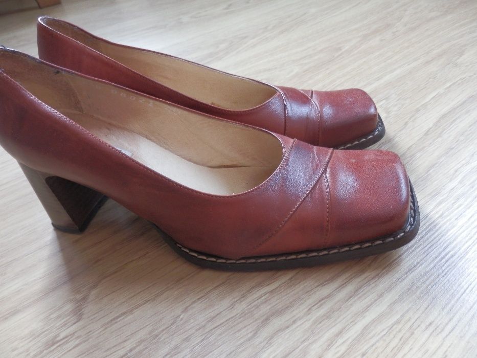 Czółenka rozmiar 40