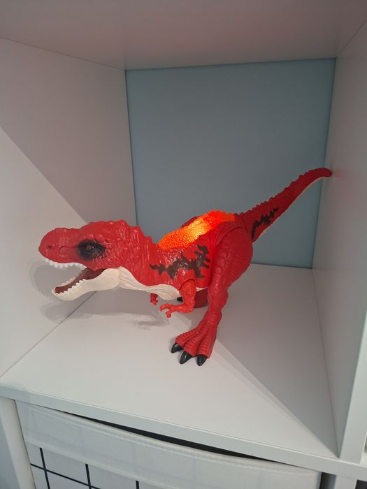 Dinozaur interaktywny
