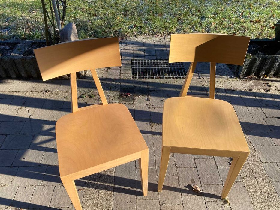 2 krzesła Akka Fameg