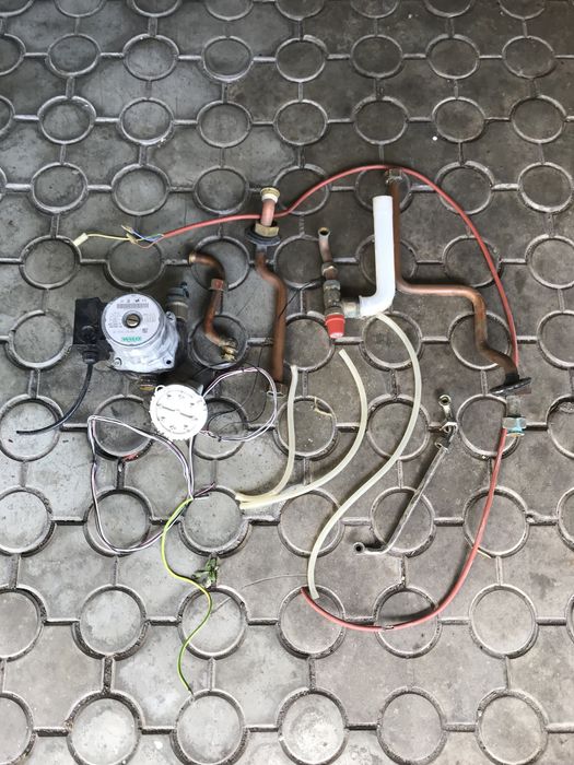 Пррдам запчастини для газового котла Buderus  U002-24K
