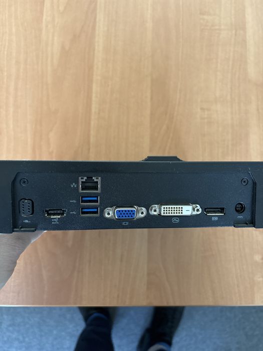 Stacja dokująca do laptopów Dell (wpinana)