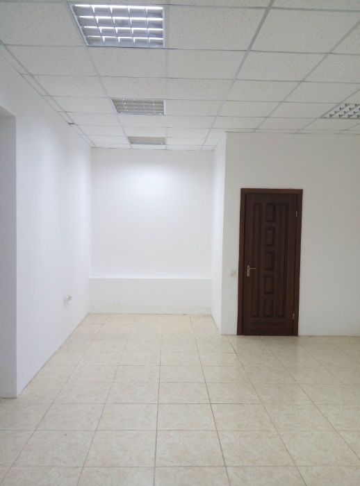 Продаж 99 кв.м торгово-офісне приміщення біля Автовокзалу