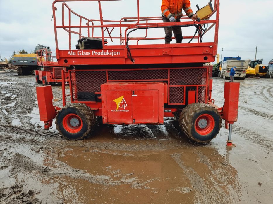 Продам ножничный подьемник JLG 40 RST ,