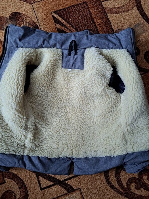 Продаю дитячу зимову куртку