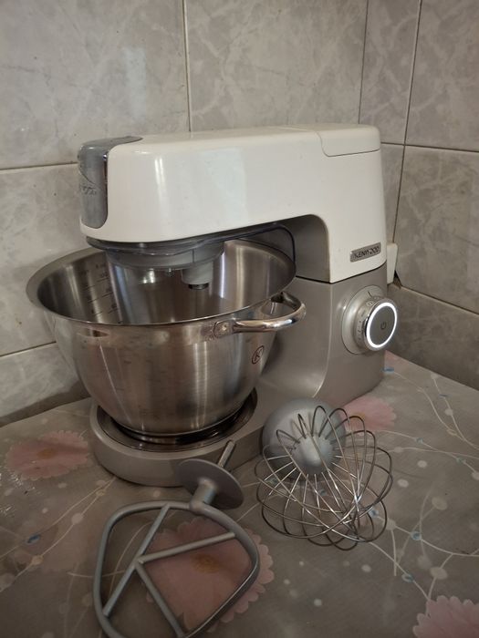 Кухонный комбайн Kenwood KVC 5000 T Chef Sense