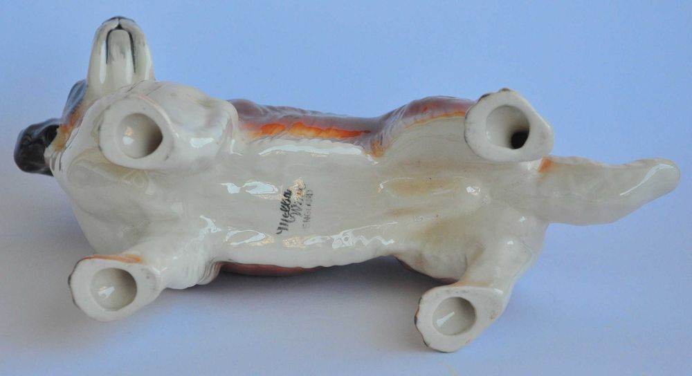 figurka - pies - porcelana