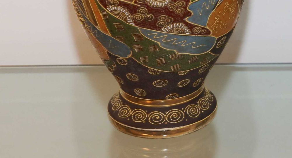 Par de Jarrões em porcelana Satsuma do Japão Séc.XIX