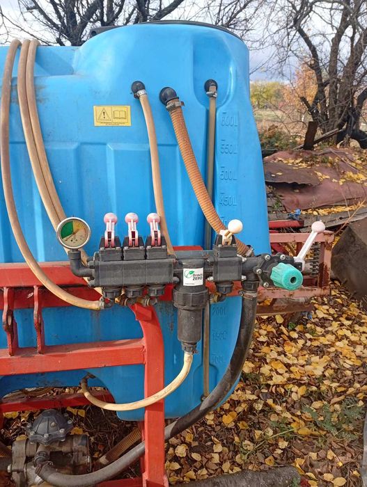 Оприскувач 600л 12м