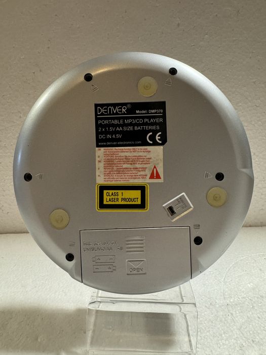 Leitor de CDs portátil