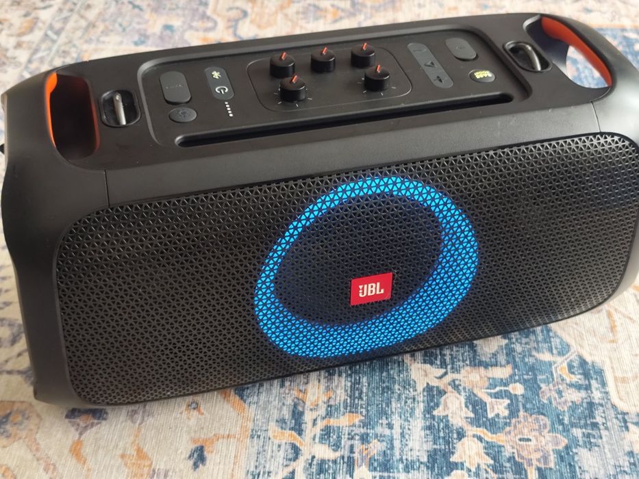 JBL PartyBox On-The-Go + Microfone Original