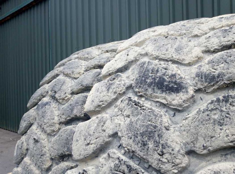 Opona Opony 24,00 24.00 - R 35 Marangoni Skalne