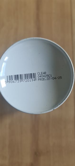 Lakier bezbarwny w sprayu