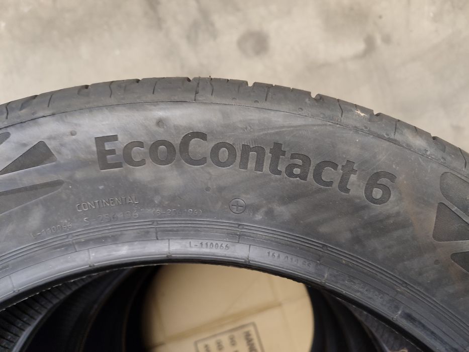 215 55 r18 95t Continental EcoContact lato
