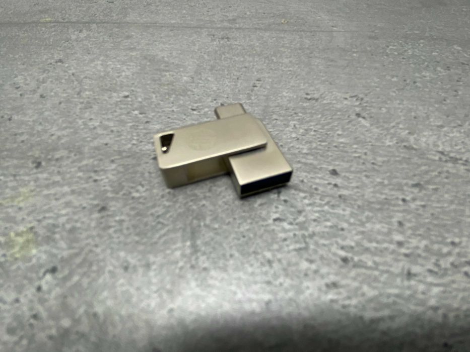 Флеш накопичувач 16Гб Type-C/USB нова