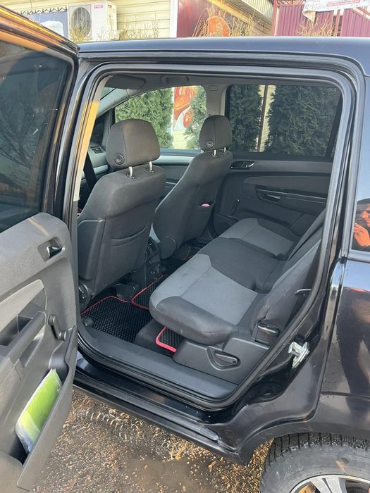 Продам Opel Zafira B