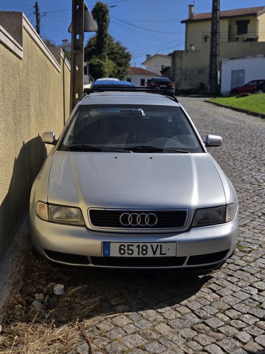 VENDO  AUDI A4 1.9tdi