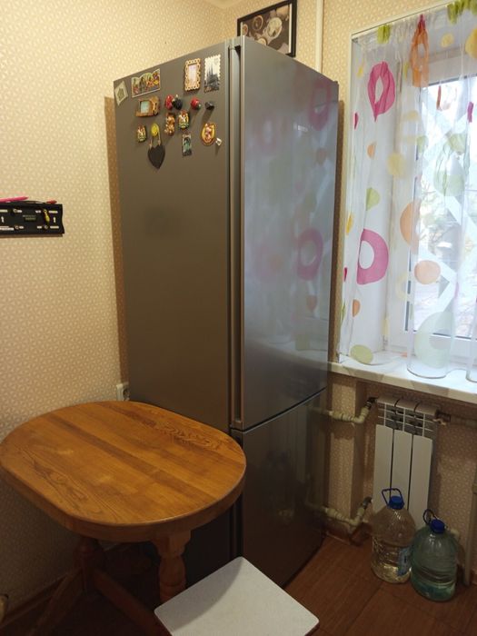 Сдается 3к по Космонавтов 30 на 2 этаже