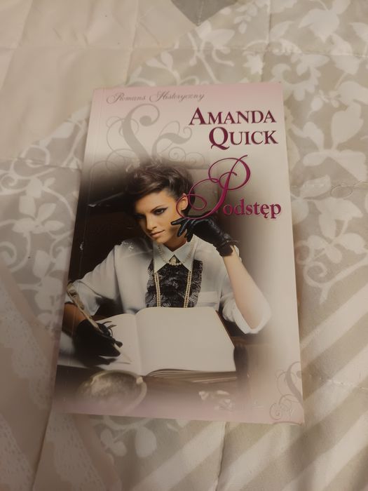 Podstęp. Amanda Quick książka hit viral style new hot must have book