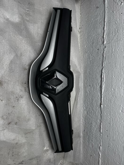 Grill atrapa renault kango II 623101.381R