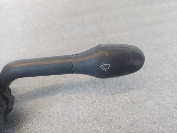 Conjunto / manetes de luzes e limpa vidros VOLKSWAGEN Polo (6N)