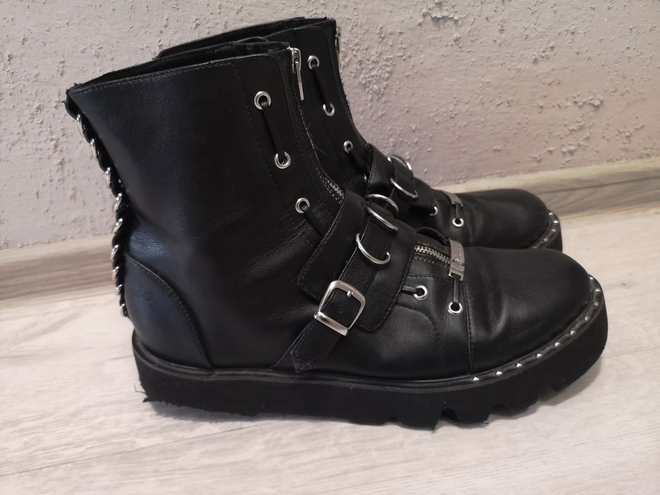 Buty Disturbia BUCKLE