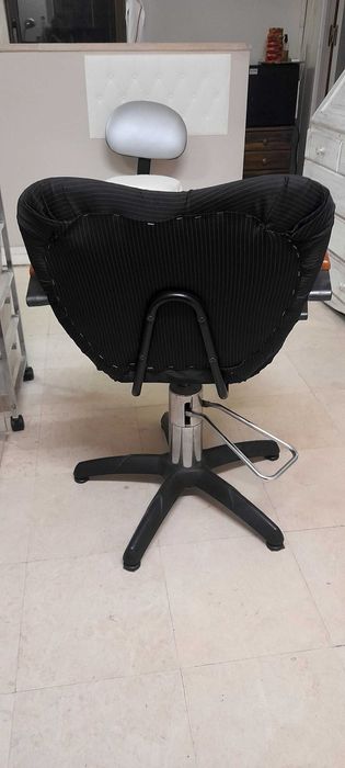 Cadeira cabeleireiro hidráulica