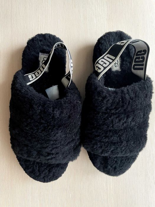 Жіночі сандалії UGG 977166494 37-38 Чорні