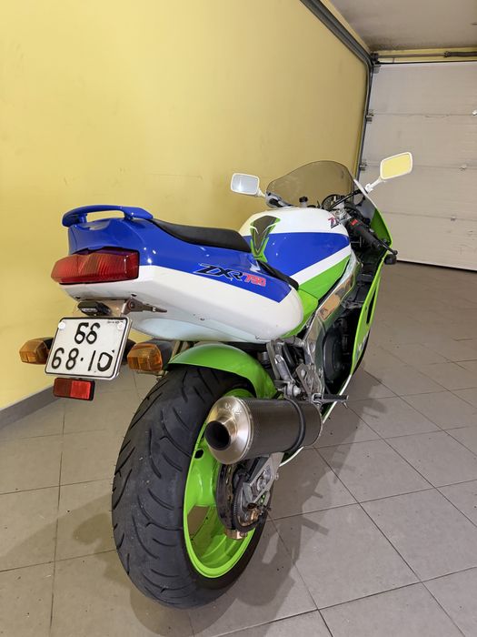 Kawasaki ZXR 750