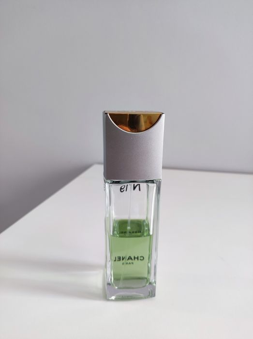 Chanel N°19 woda toaletowa