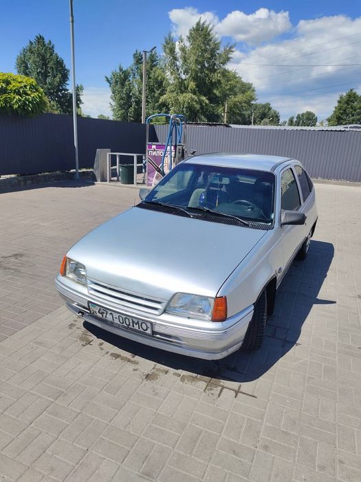 Продам опель кадет