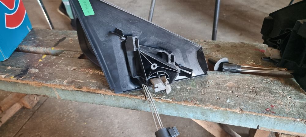 Дзеркала меган 2 megane 2 механічні