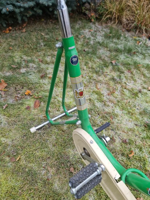 Stary  rower treningowy