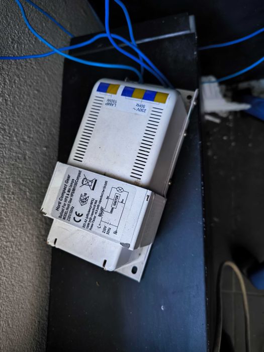 Estufa horta usada com acessórios incluídos