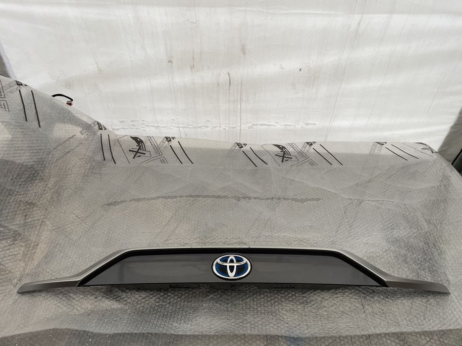 Blenda Klapy tył tylnej Toyota Rav 4 V 19-24 oryginał