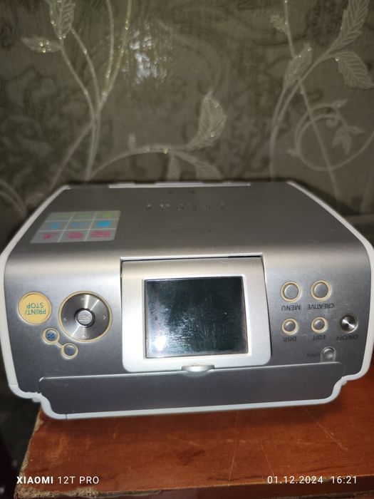Продам фотопринтер cenon selphy