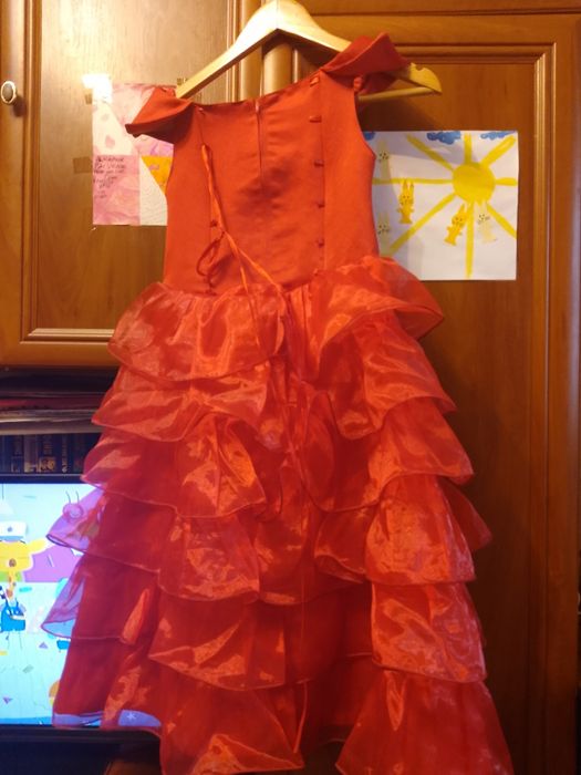 Платье детское  нарядное