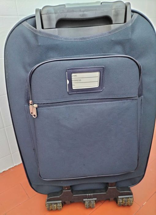 Trolley de Viagem Grande e Espaçoso