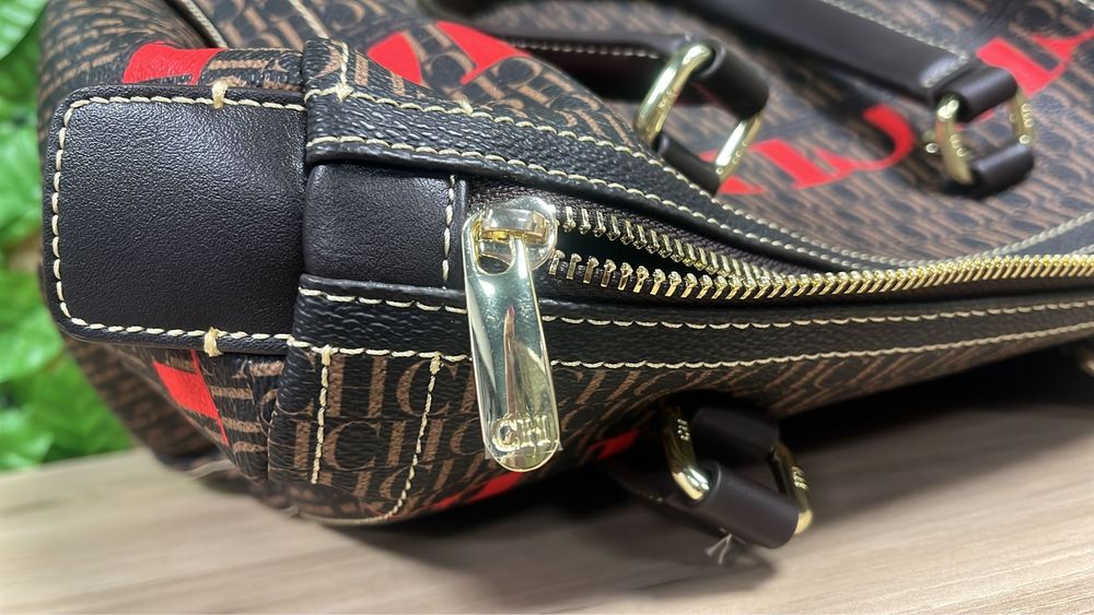 Mala Carolina Herrera - Nova