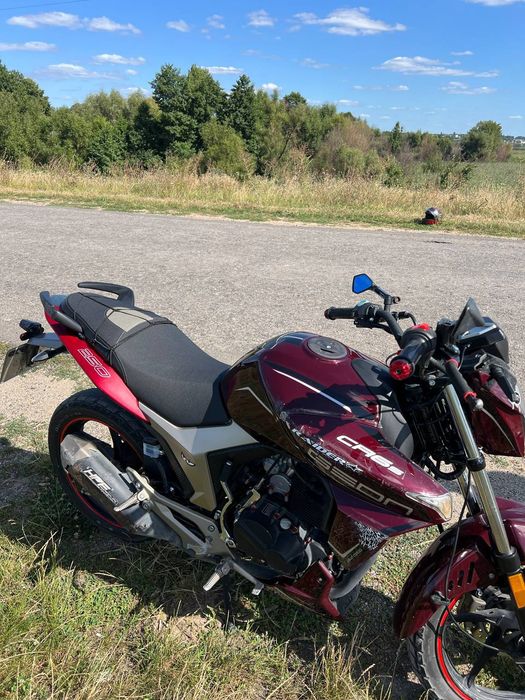 Продам Мотоцикл Geon cr6s 250