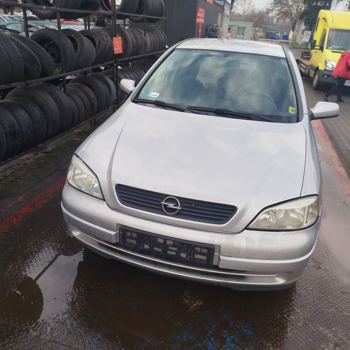 Opel Astra G  na części .