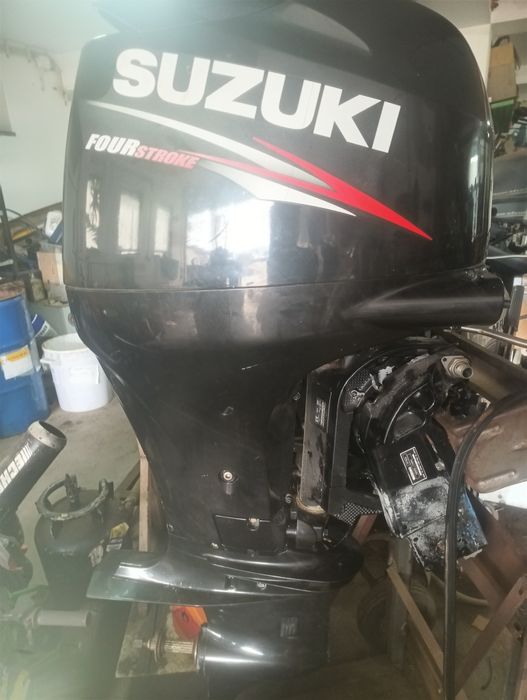 Motor Suzuki DF90