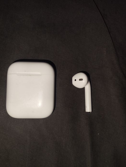 Airpods 2-го поколения, правый