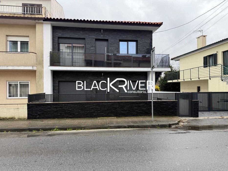 Andar moradia T2+ 1  Maximinos