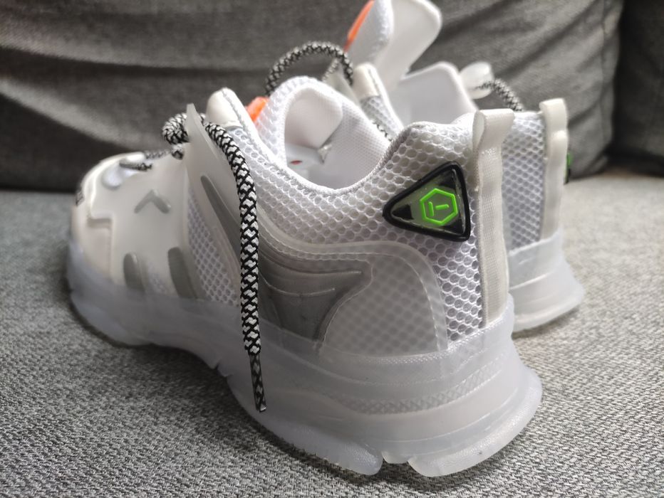 Buty sportowe świecące adidasy młodzieżowe LED r.39