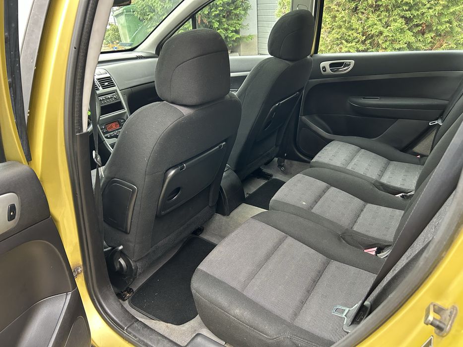 1.6 Benzyna 109KM AUTOMAT Kombi 7-osobowy Zarejestrowany