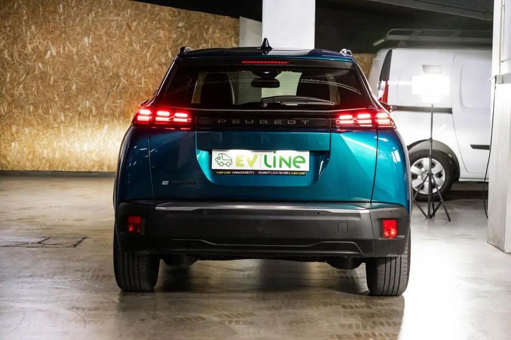 Peugeot e-2008 54 kWh Allure