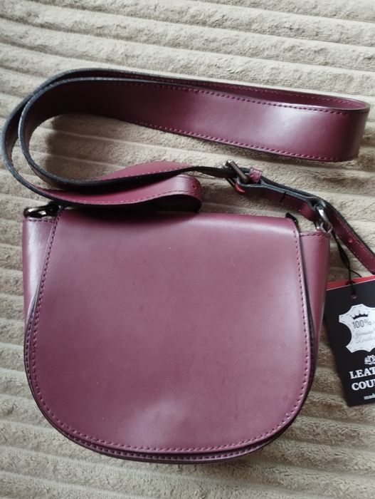 Нова шкіряна сумочка