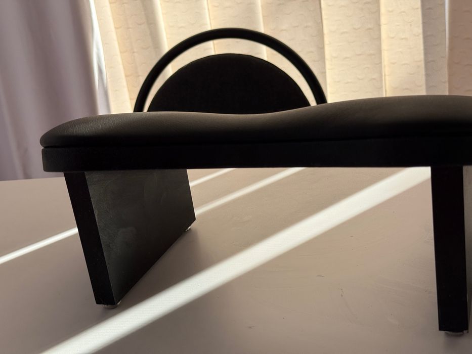 Підлокітник для манікюру