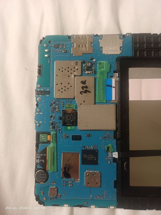 Планшет samsung sm-t560  sm-t561 в не рабочем состоянии  белый черный